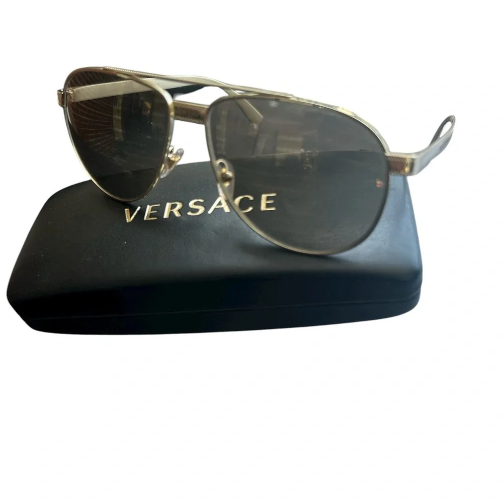 Versace Men’s Beige Metal Aviator VE2209 Sunglasses 1252/V3
